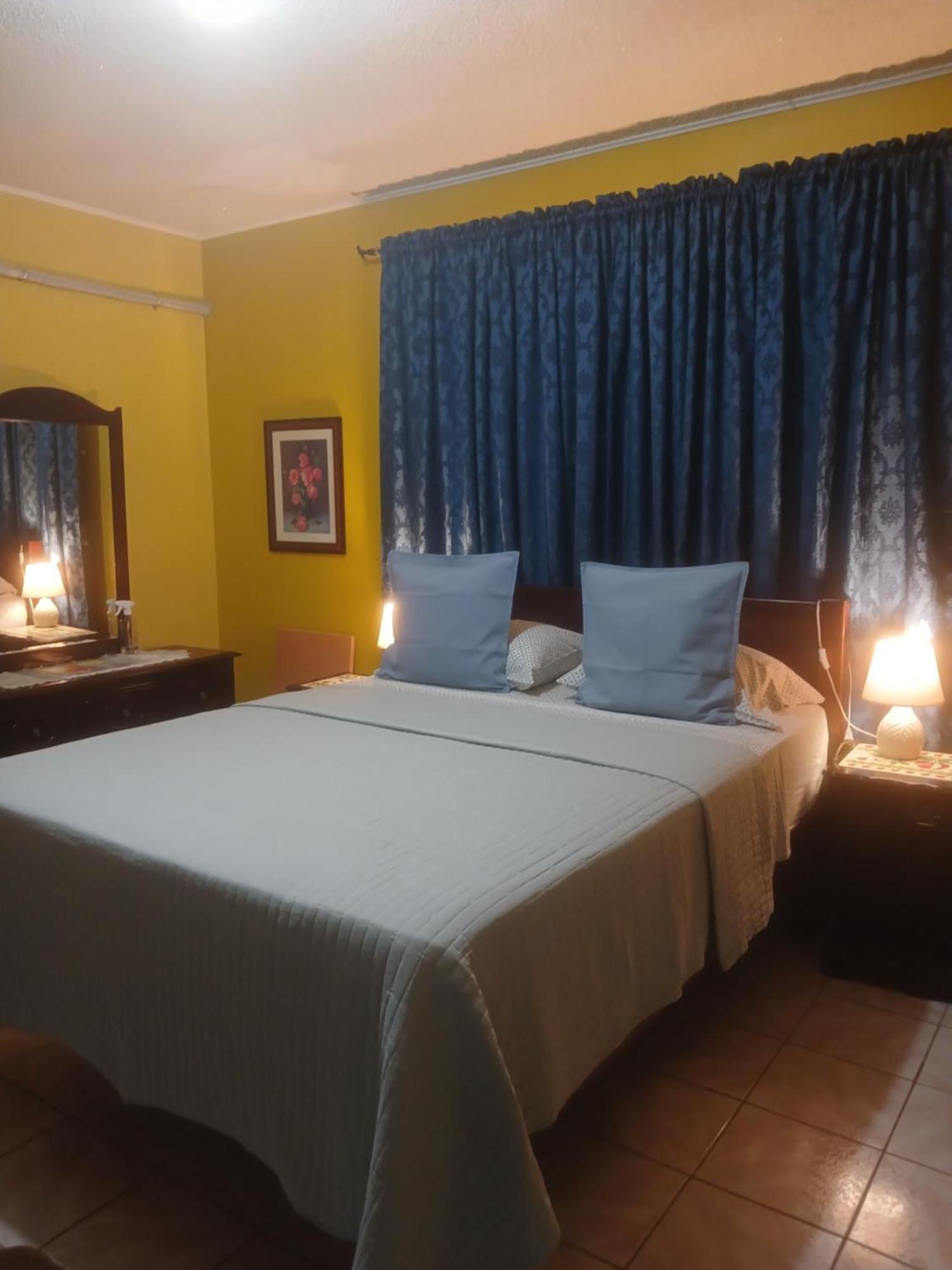 Ultimate Freedom Bed And Breakfast Santa Cruz Esterno foto